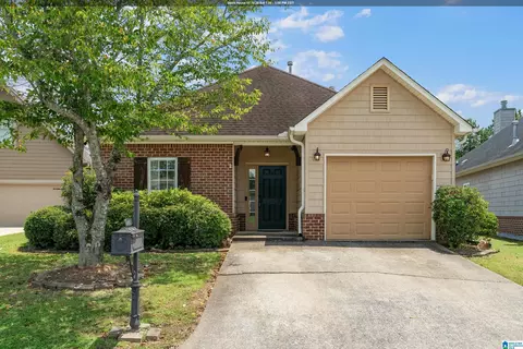 1057 Crawford Ct, Chelsea, AL 35043