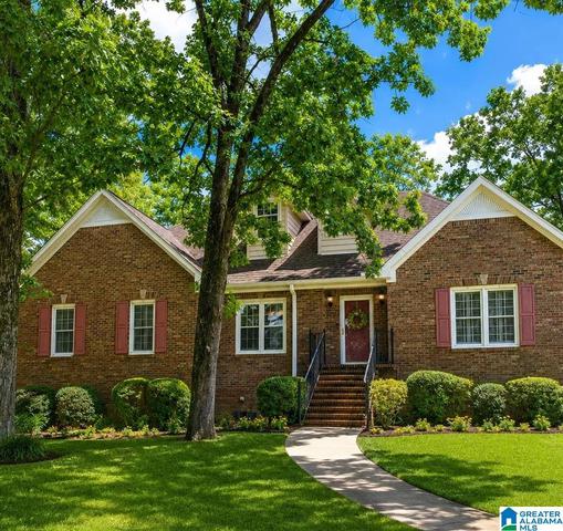 100 Kentwood Trail Cir, Alabaster, AL 35007