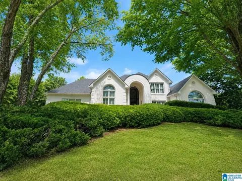 1022 Lake Heather Rd, Birmingham, AL 35242