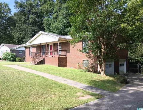 306 Dogwood Dr, Sylvan Springs, AL 35118
