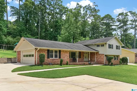 3313 Stoneridge Dr, Mountain Brook, AL 35223
