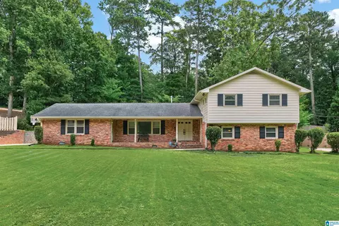 3313 Stoneridge Dr, Mountain Brook, AL 35223