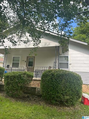 1028 Waverly St, Tarrant, AL 35217