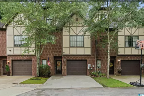 364 Amber Ln, Hoover, AL 35226