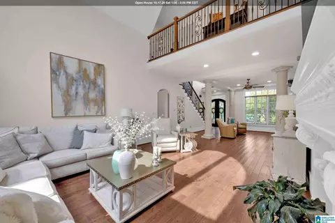 833 Mountainview Dr, Gardendale, AL 35071