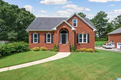 7554 Carriage Cv, Trussville, AL 35173