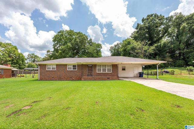 318 Chickasaw Dr, Anniston, AL 36206