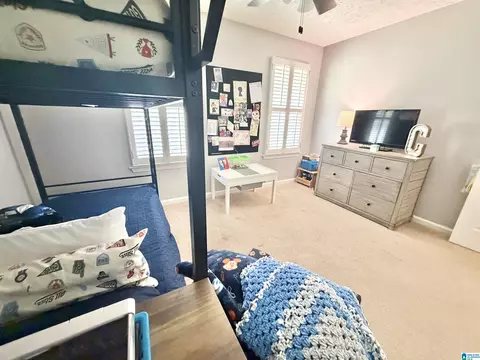 Bedroom - 603 Maple Dr, Clanton, AL 35045 photo 4 of 5