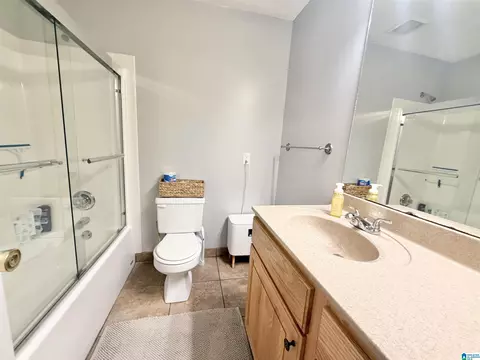 Bath - 603 Maple Dr, Clanton, AL 35045 photo 8 of 8