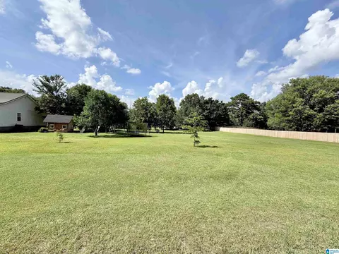 Exterior - 603 Maple Dr, Clanton, AL 35045 photo 3 of 11