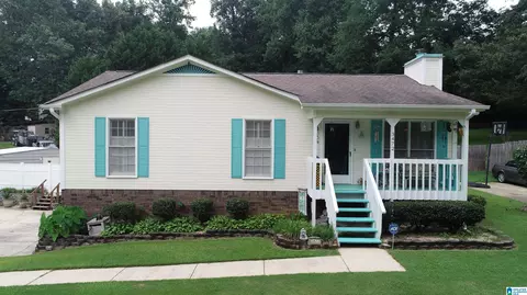 3472 Cedarbrook Cir, Trussville, AL 35173