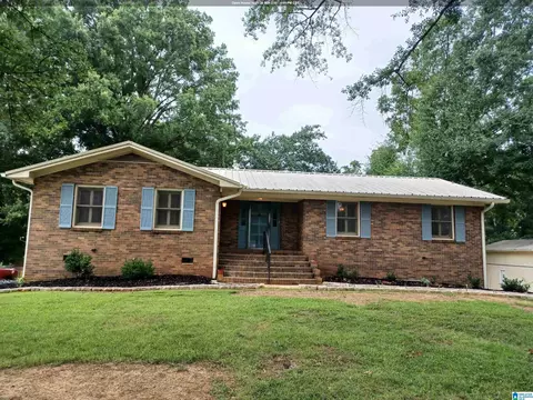 1012 Dogwood Cir, Sylacauga, AL 35150
