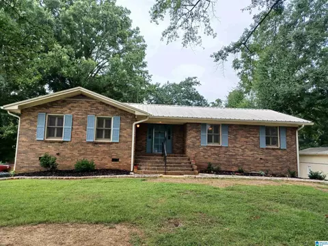 1012 Dogwood Cir, Sylacauga, AL 35150