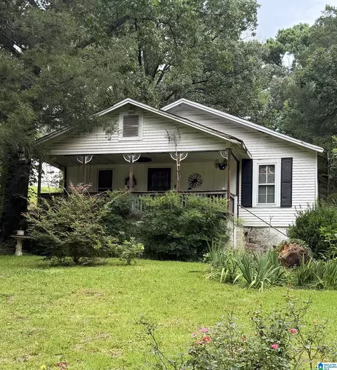 441 Pine Hill Cir, Birmingham, AL 35217