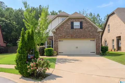 2824 Oxmoor Glen Dr, Birmingham, AL 35211