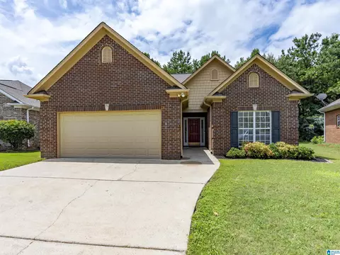 456 Enclave Cir, Fultondale, AL 35068