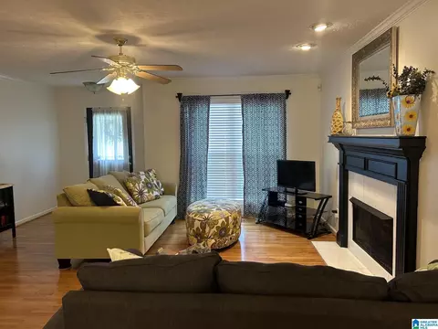 Living - 89 Deer Path, Anniston, AL 36207 photo 2 of 2
