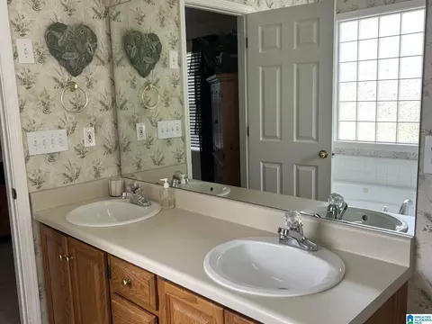 Bath - 89 Deer Path, Anniston, AL 36207 photo 2 of 2