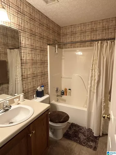 Bath - 89 Deer Path, Anniston, AL 36207 photo 1 of 2