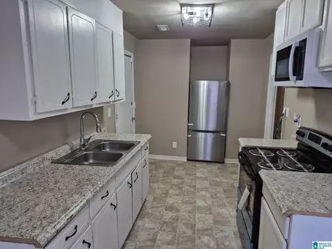 1111 1st Ave N, Bessemer, AL 35020