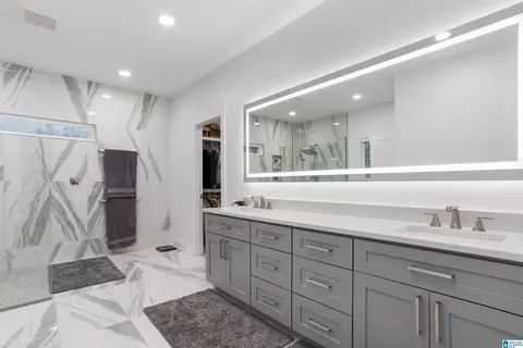 Bath - 160 Panoramic Cir, Warrior, AL 35180 photo 1 of 5