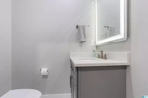 Bath - 160 Panoramic Cir, Warrior, AL 35180 photo 4 of 5
