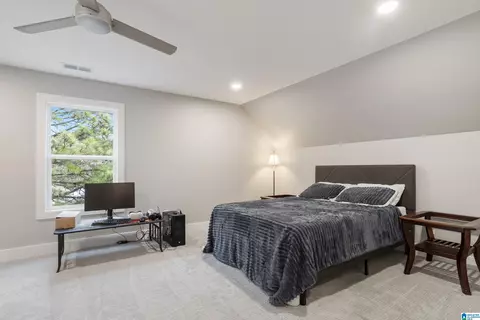 Bedroom - 160 Panoramic Cir, Warrior, AL 35180 photo 7 of 12