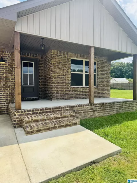 1004 Spring View Ln, Clanton, AL 35045 photo 2