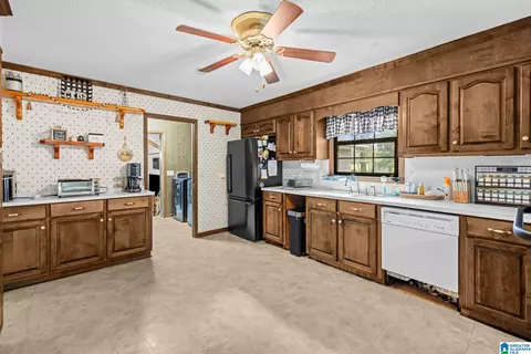 Kitchen - 310 County Road 765, Clanton, AL 35046 photo 3 of 3