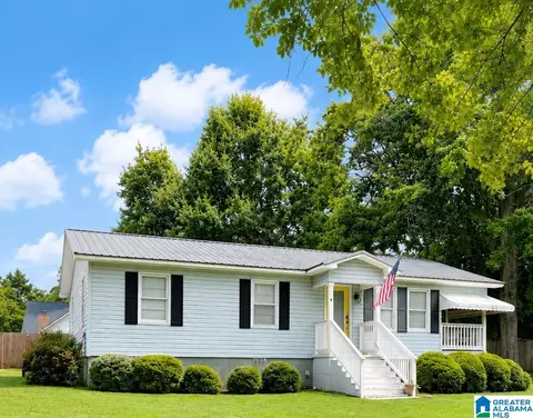 82 Depot St, Springville, AL 35146