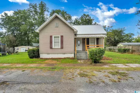 28 Jackson Ave, Sylacauga, AL 35150
