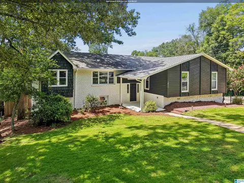 1801 Charlotte Dr, Hoover, AL 35226