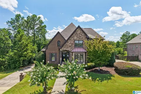 2042 Timberline Dr, Calera, AL 35040