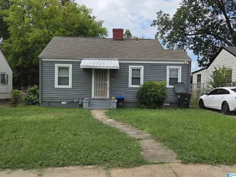 304 4th Ct W, Birmingham, AL 35204