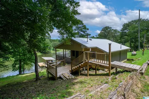 549 Glaze Creek Rd, Bessemer, AL 35023