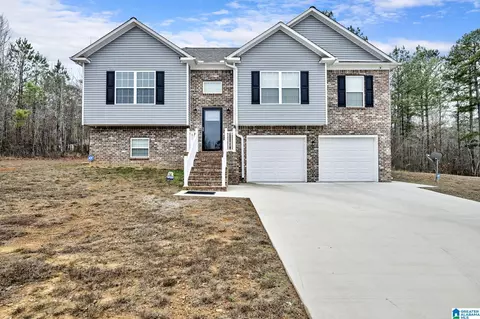 118 Whispering Pines Dr, Hayden, AL 35079