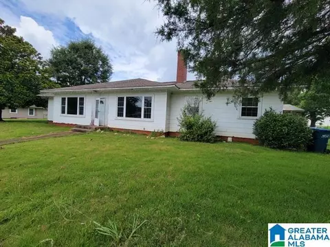 201 W W Pkwy, Talladega, AL 35160