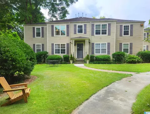 105 Fox Hall Rd #C, Mountain Brook, AL 35213