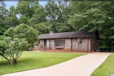 3720 Spearman Dr, Hoover, AL 35216