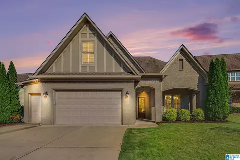 197 Lake Chelsea Dr, Chelsea, AL 35043
