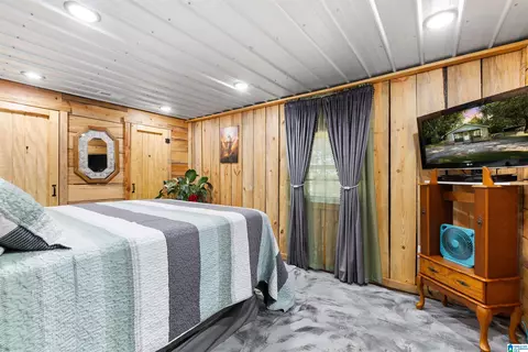 Bedroom - 24 5th Ave S, Clanton, AL 35045 photo 1 of 4