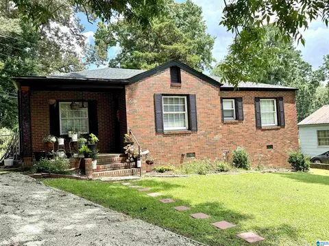 212 Lee Dr, Sylacauga, AL 35150