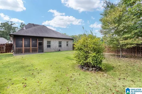 565 Fultonbrook Dr, Fultondale, AL 35068