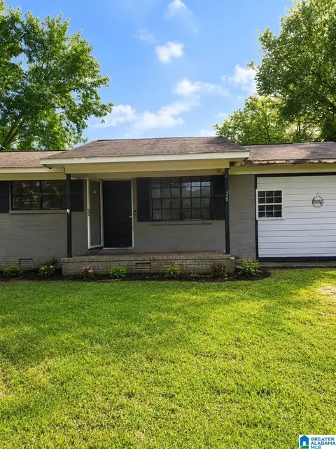 28 Sivley Dr, Falkville, AL 35622