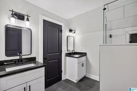 Bath - 285 3rd St E, Fruithurst, AL 36262 photo 4 of 5