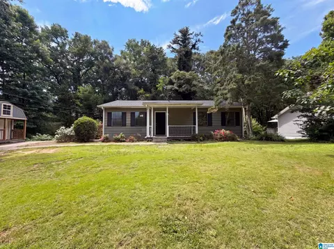 405 Annie Lee Rd, Trussville, AL 35173