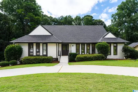 1349 Atkins Trimm Blvd, Hoover, AL 35226