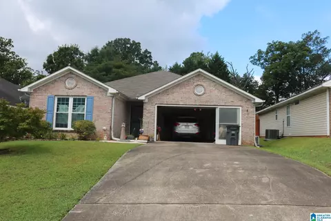 783 Salters Dr, Hueytown, AL 35023