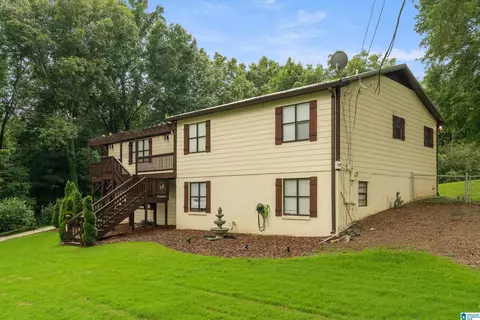 7365 Thomas Hall Dr, Trussville, AL 35173