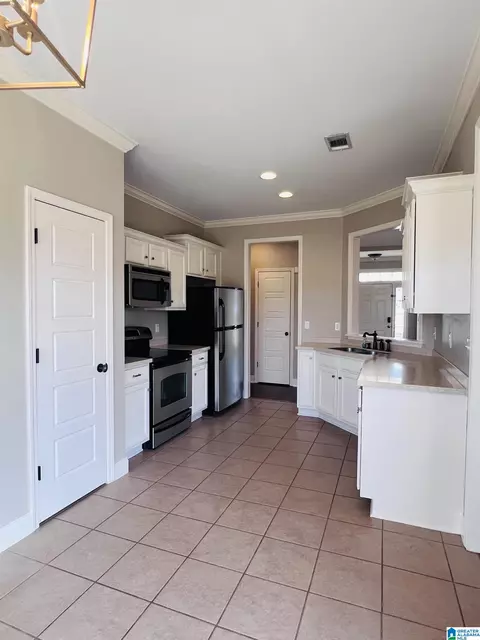 Kitchen - 11357 Cedar Glades Dr, Vance, AL 35490 photo 2 of 3